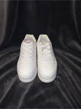 Hello Kitty White Slip-On Girls' Sneakers with Character Accent